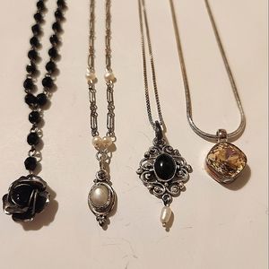 Group of 4 necklaces
